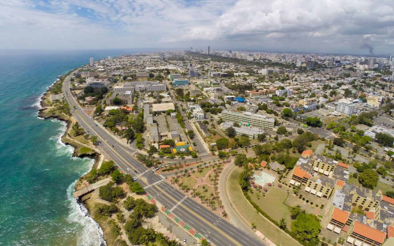 Vista aérea de la costa de Santo Domingo