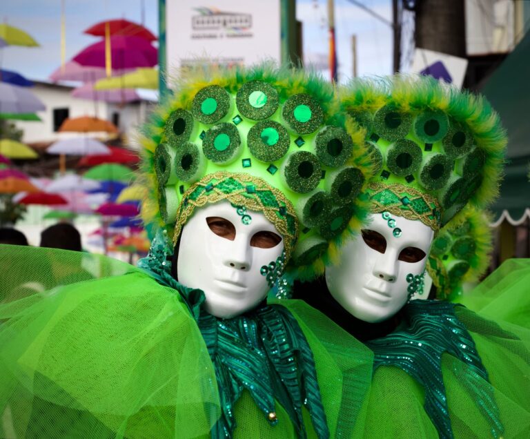 Máscaras y disfraces de carnaval